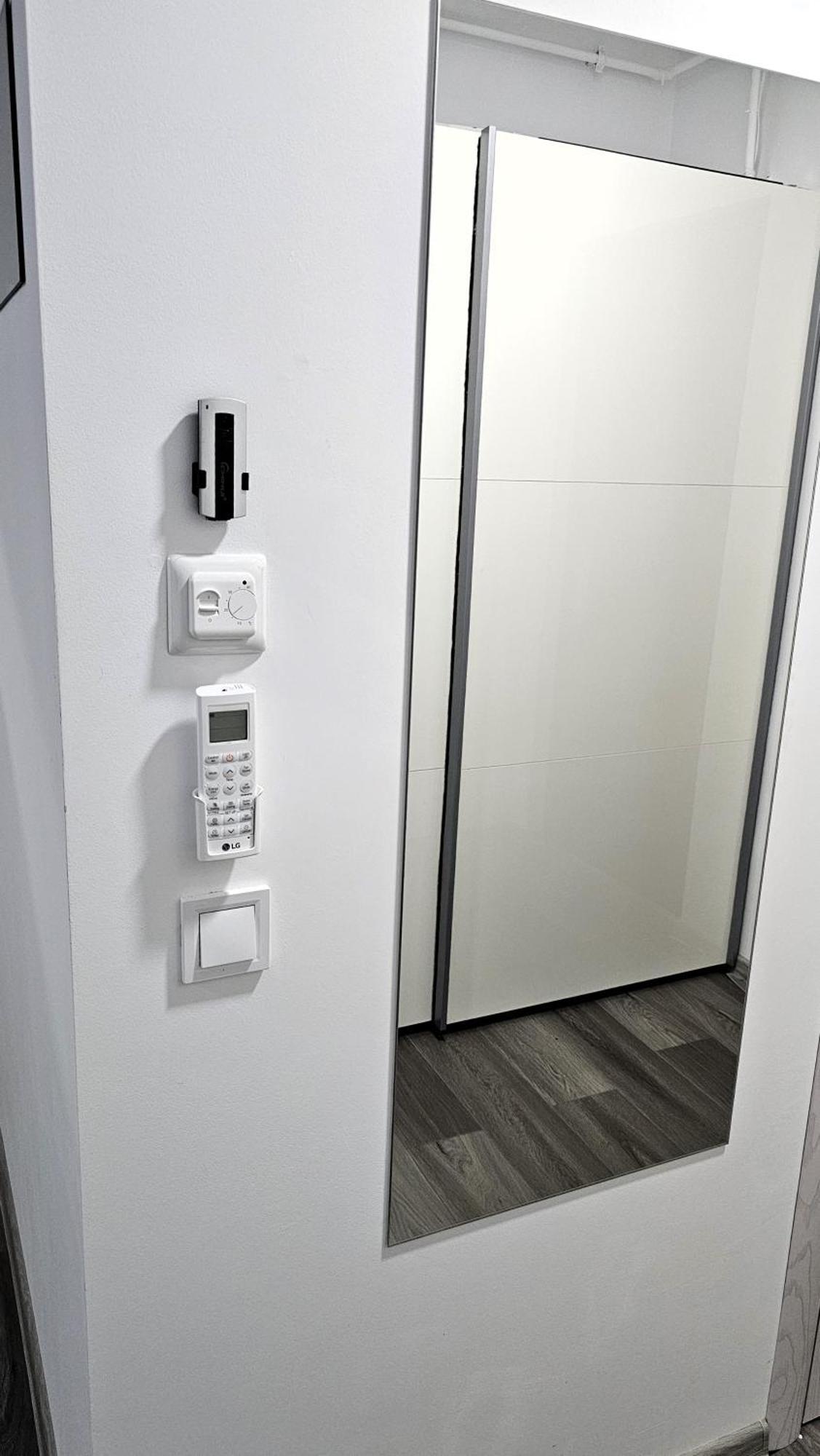 Spoil Yourself With Style, Comfort And Luxury - Tony'S Studios Luxury Питещ Екстериор снимка